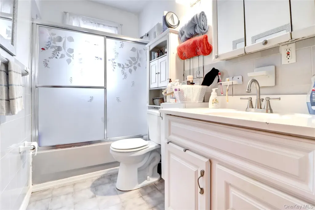 6510 80th Avenue Glendale NY 11385