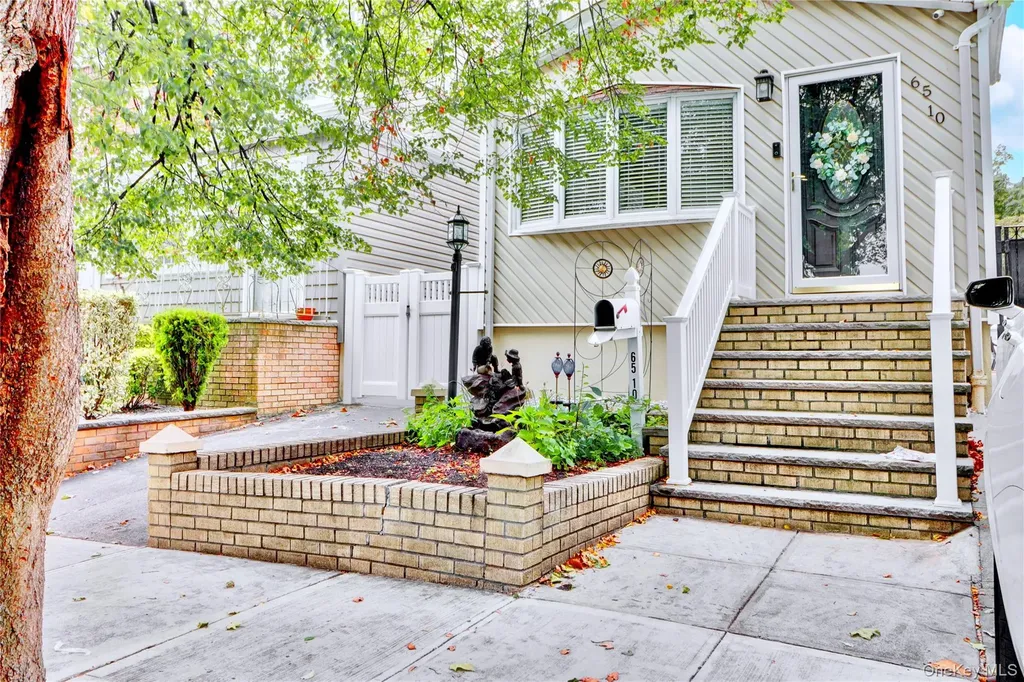 6510 80th Avenue Glendale NY 11385