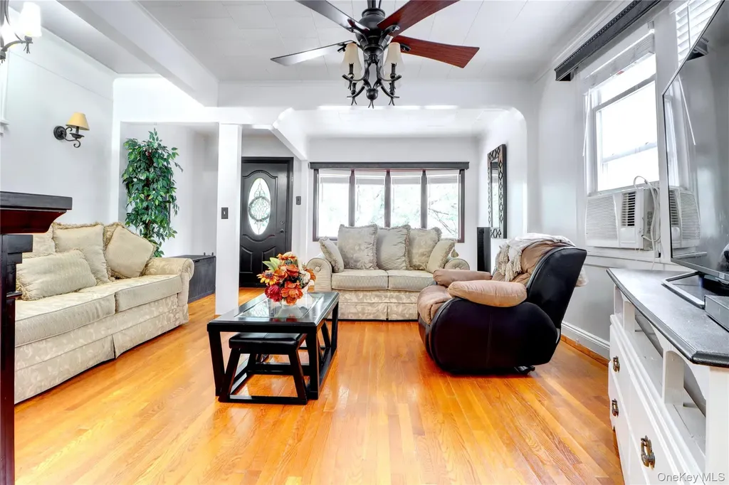 6510 80th Avenue Glendale NY 11385