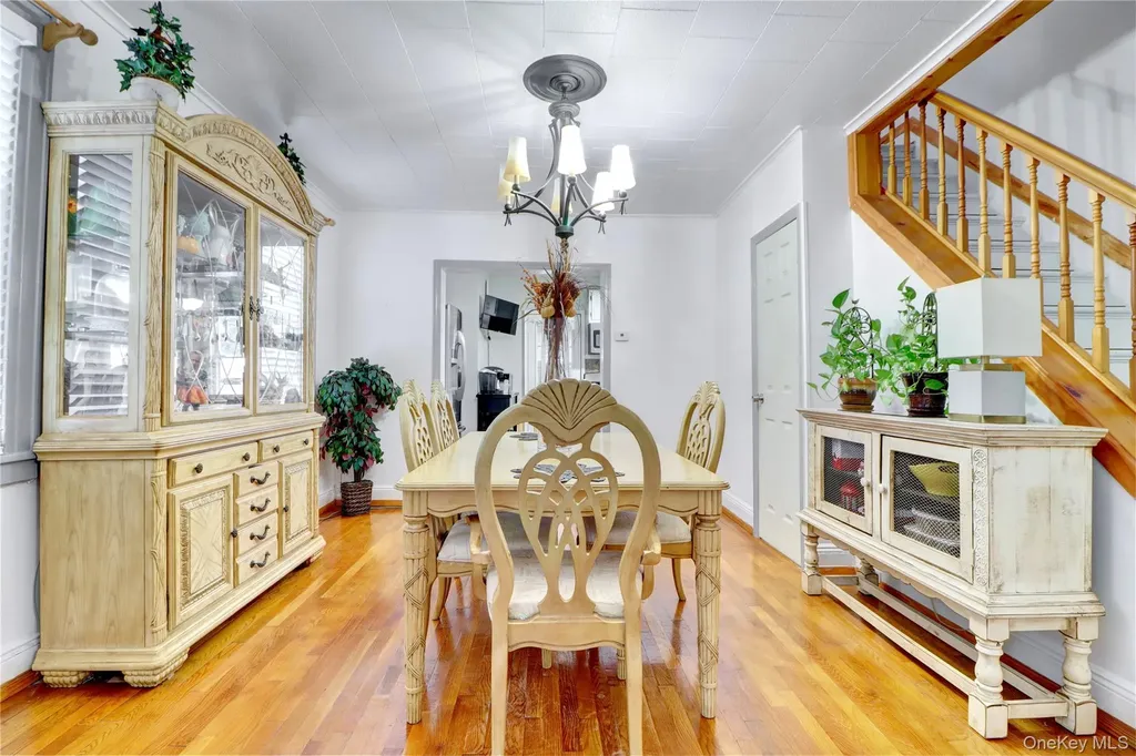 6510 80th Avenue Glendale NY 11385