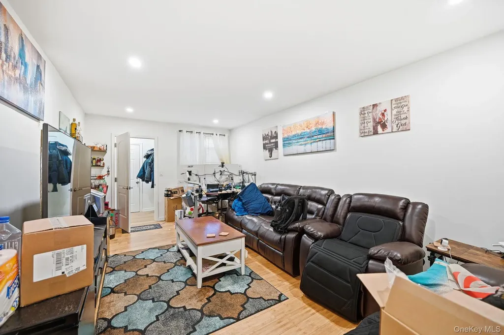 1100 Neill Avenue Bronx NY 10461