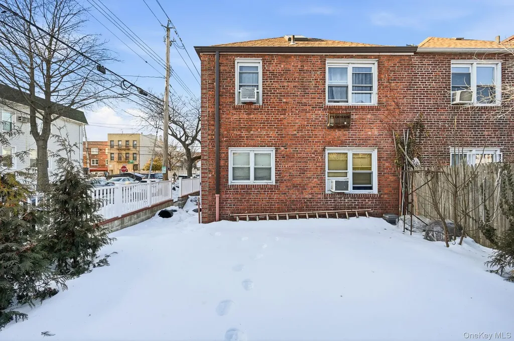 1100 Neill Avenue Bronx NY 10461