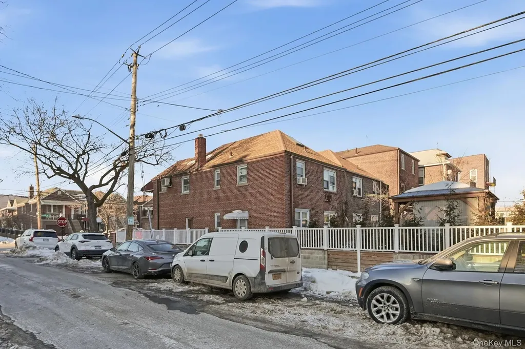 1100 Neill Avenue Bronx NY 10461