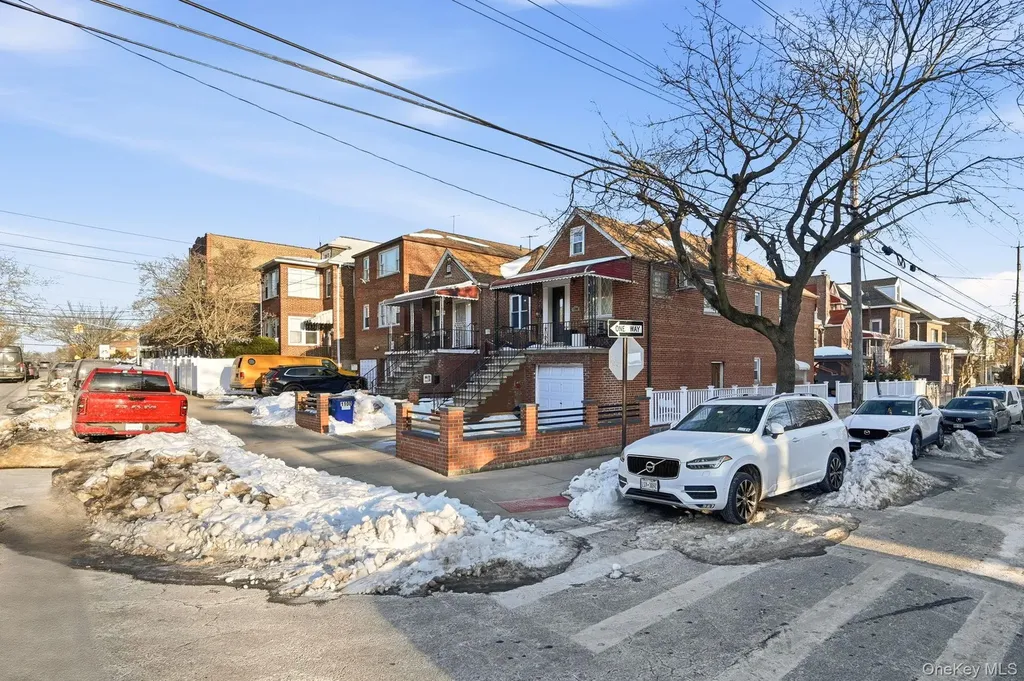 1100 Neill Avenue Bronx NY 10461