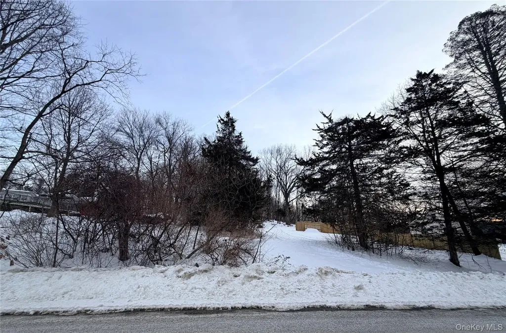 Hillcrest Drive Poughkeepsie NY 12603