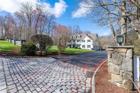 9 Gifford Lake Drive Armonk NY 10504