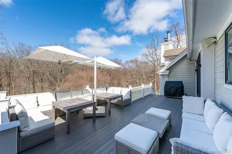 9 Gifford Lake Drive Armonk NY 10504