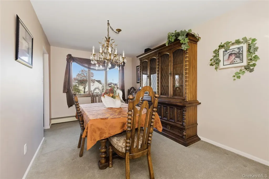 613 Smith Place Oceanside NY 11572