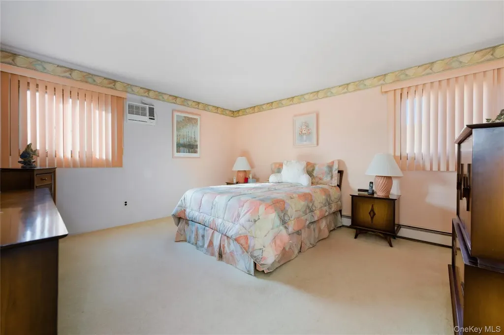 613 Smith Place Oceanside NY 11572