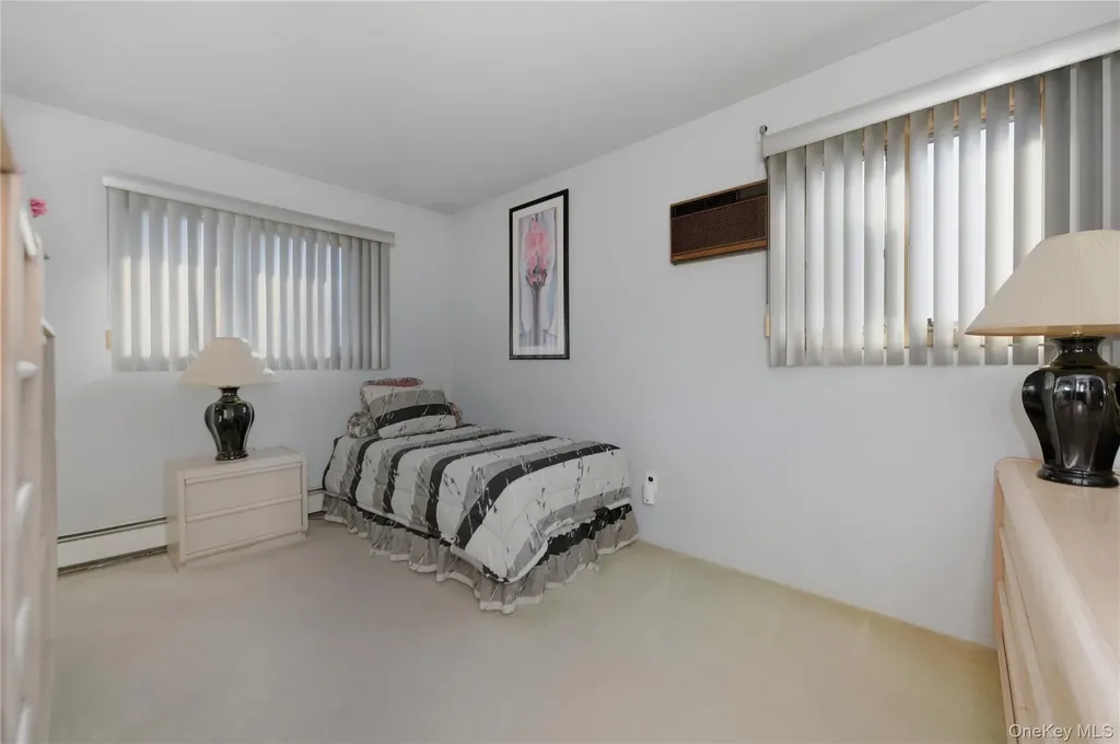 613 Smith Place Oceanside NY 11572
