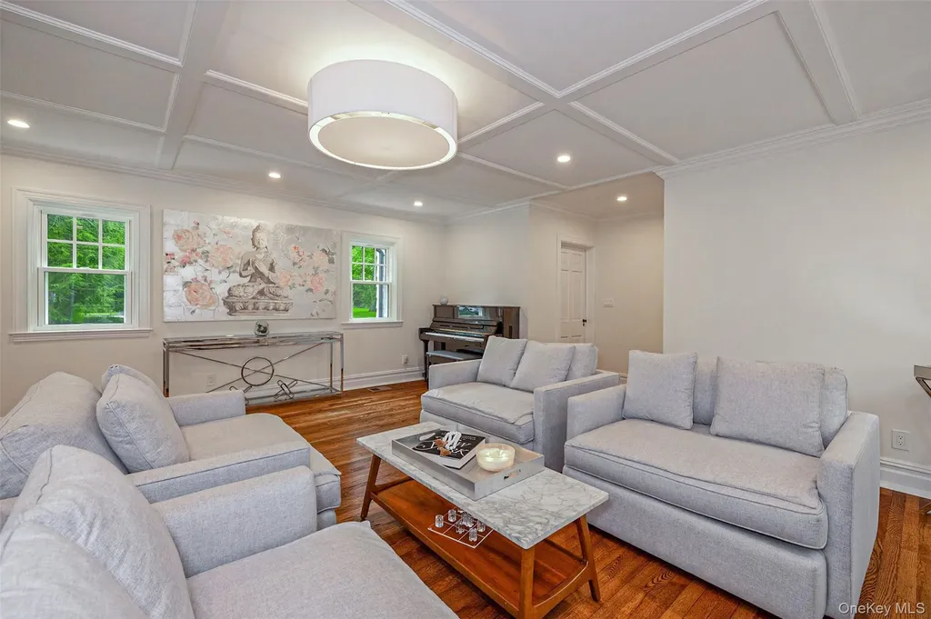 18 Lakeside Drive Rye NY 10580