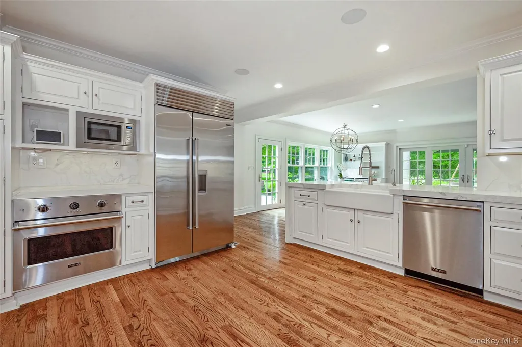 18 Lakeside Drive Rye NY 10580