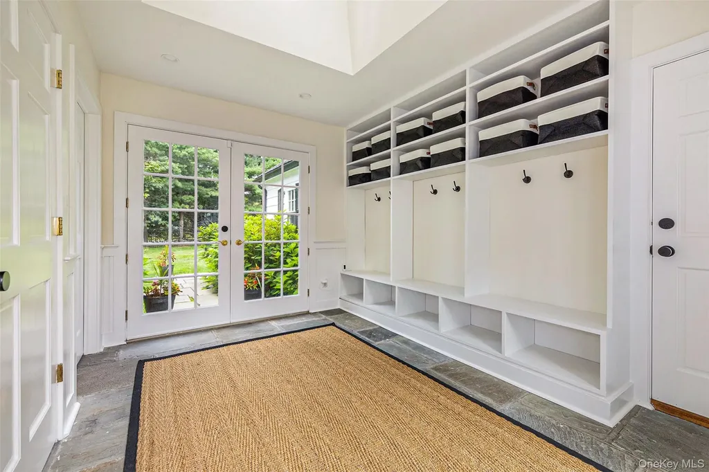 18 Lakeside Drive Rye NY 10580