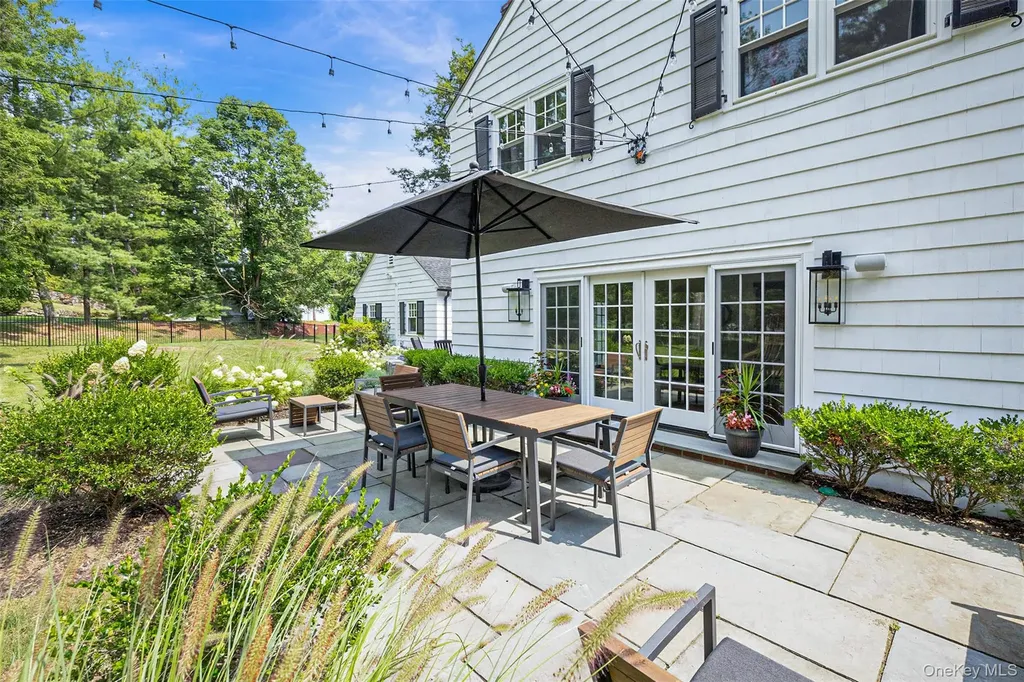 18 Lakeside Drive Rye NY 10580