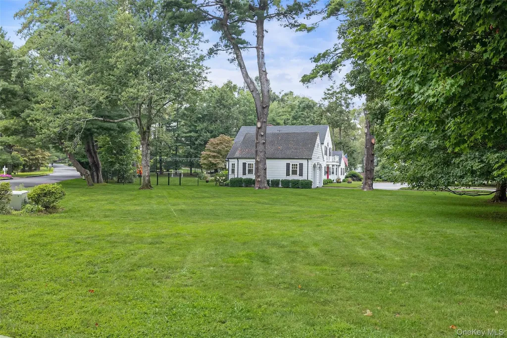 18 Lakeside Drive Rye NY 10580