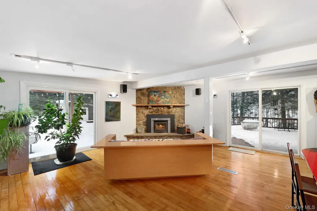 1202 Jackson Corners Road Red Hook NY 12571
