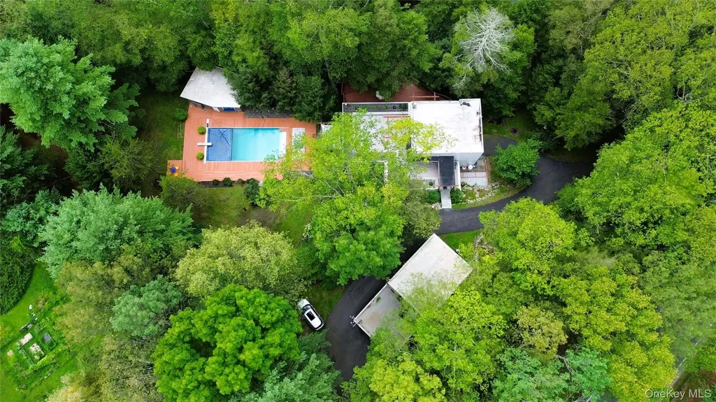 1202 Jackson Corners Road Red Hook NY 12571