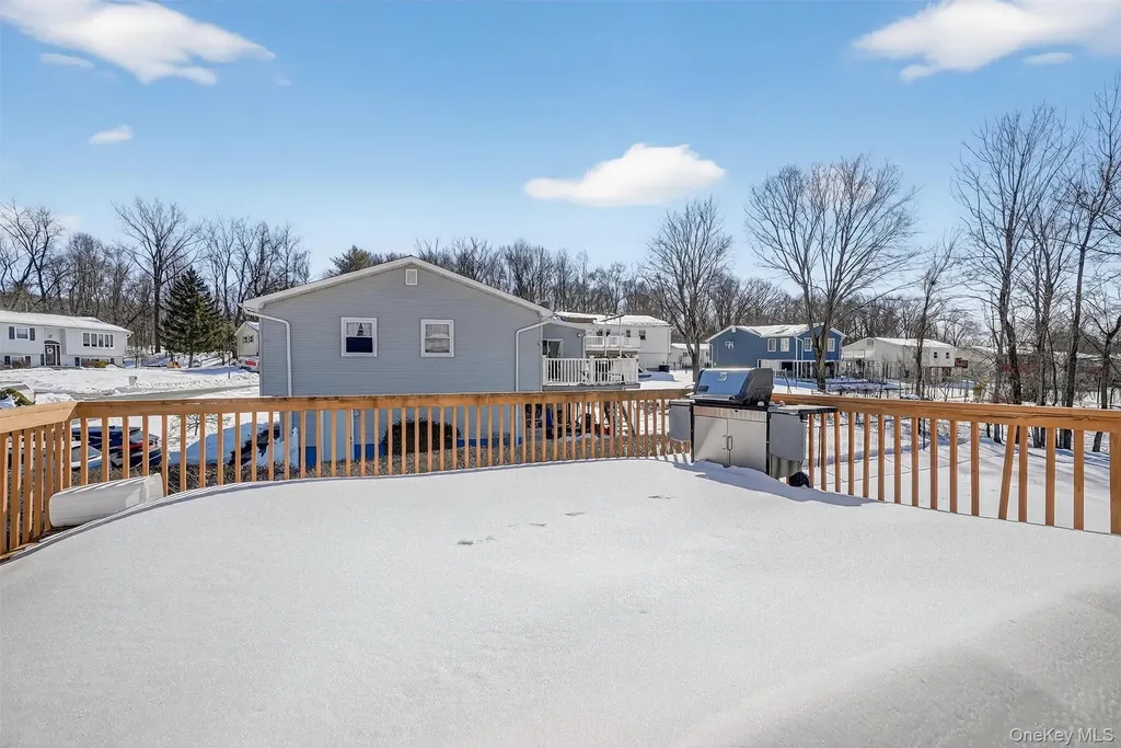 1 Mace Drive Valley Cottage NY 10989