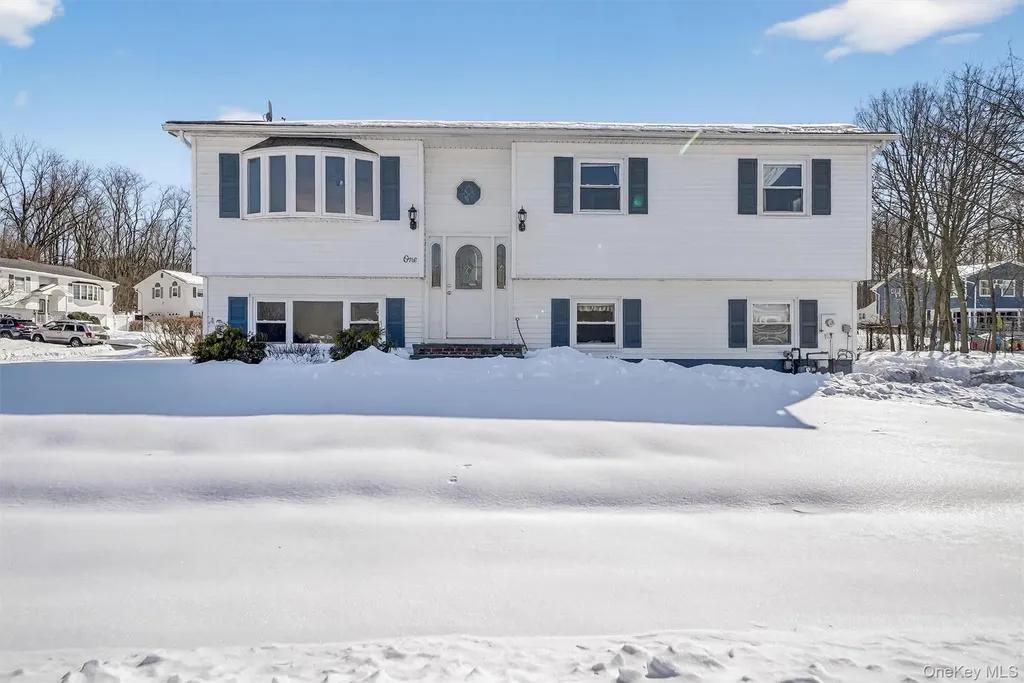 1 Mace Drive Valley Cottage NY 10989