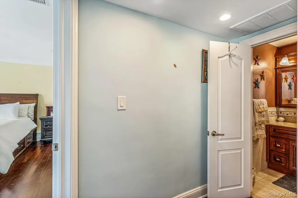 7-15 162nd Street Beechhurst NY 11357