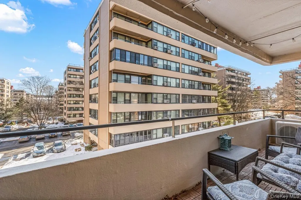 7-15 162nd Street Beechhurst NY 11357