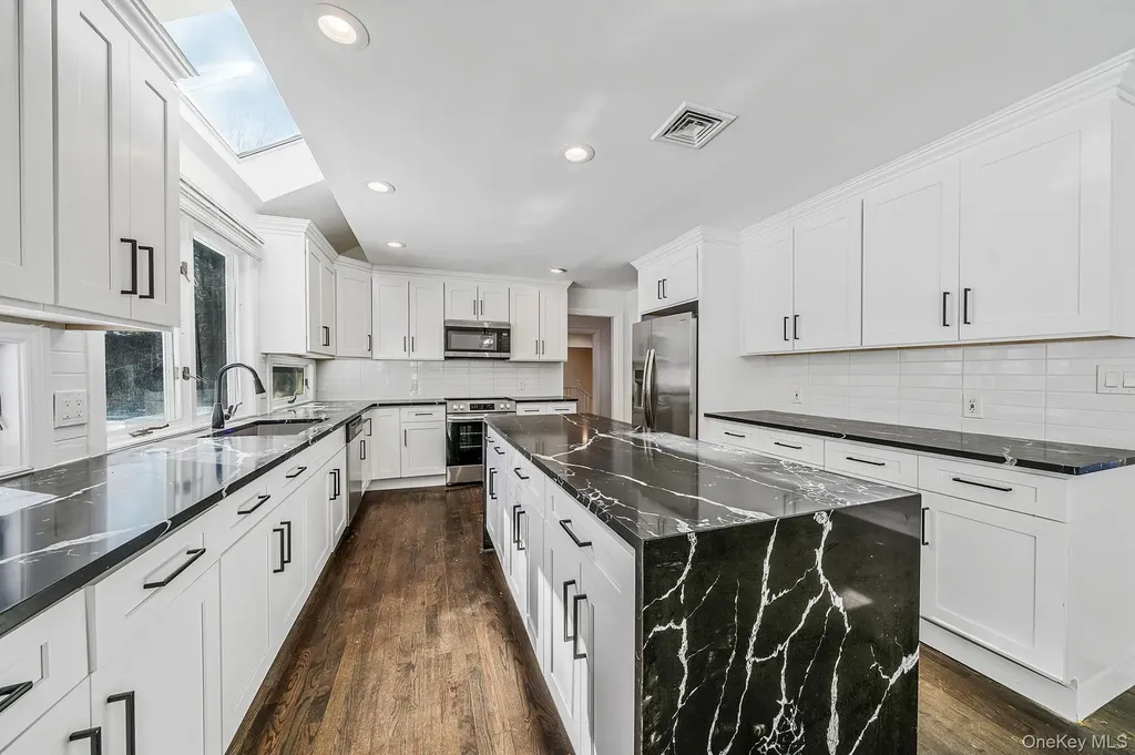1944 Wading River Manor Road Wading River NY 11792