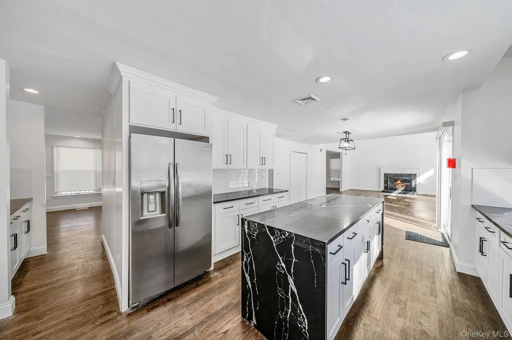 1944 Wading River Manor Road Wading River NY 11792