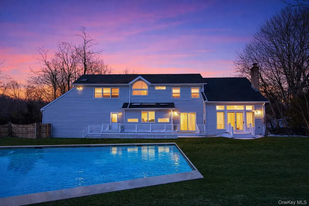 1944 Wading River Manor Road Wading River NY 11792