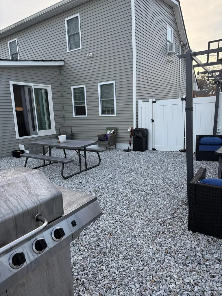 53 Hazelton Road Yonkers NY 10710