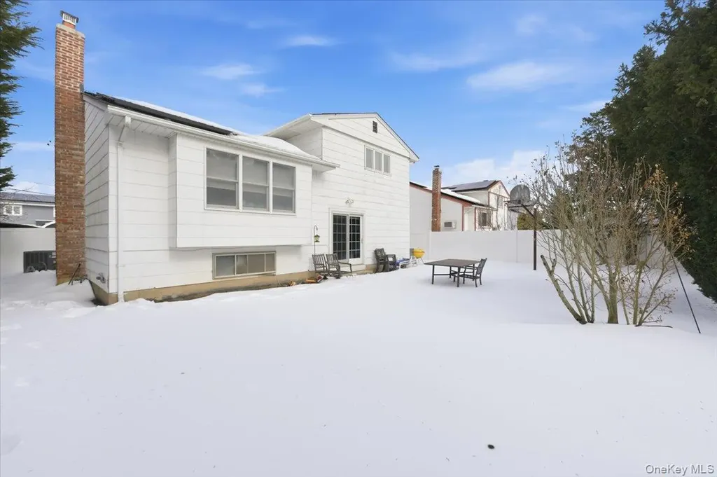 974 Mildred Drive Baldwin NY 11510