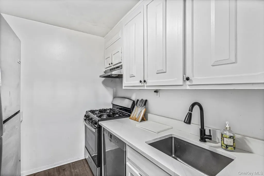 600 Shore Road Long Beach NY 11561