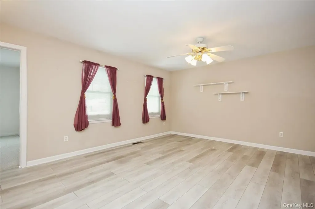 4 Osborne Glen Poughquag NY 12570