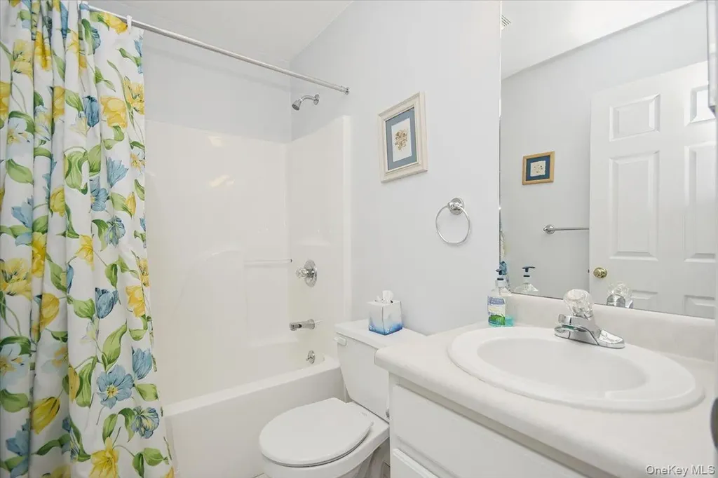 4 Osborne Glen Poughquag NY 12570