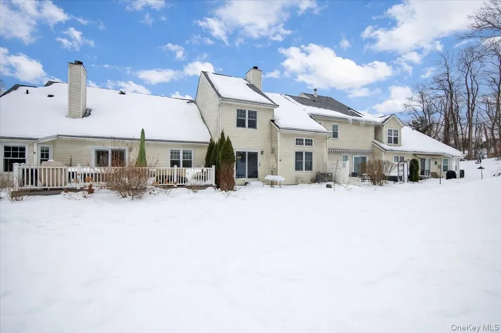 4 Osborne Glen Poughquag NY 12570