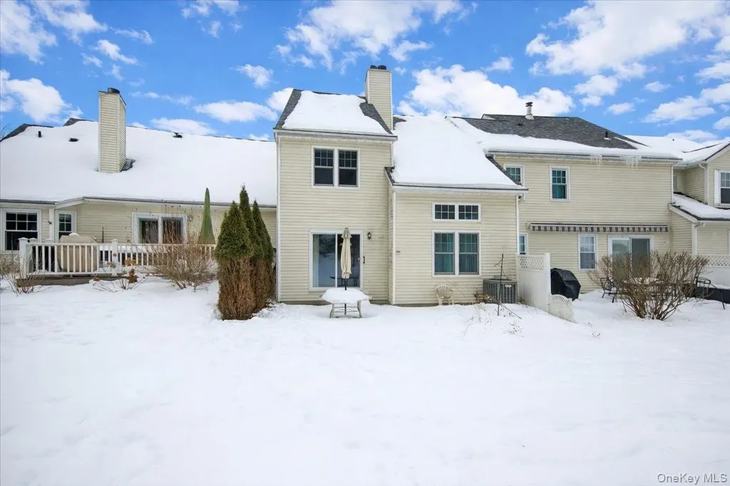 4 Osborne Glen Poughquag NY 12570