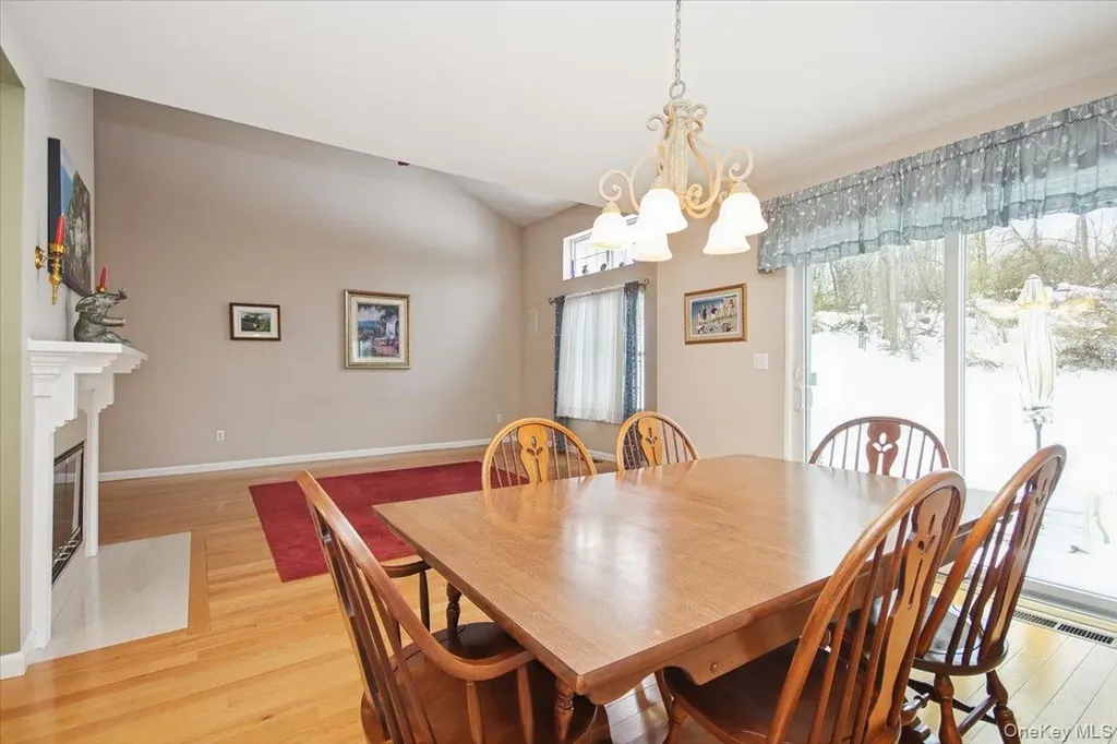 4 Osborne Glen Poughquag NY 12570