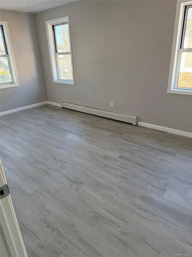 1356 Eggert Place Far Rockaway NY 11691