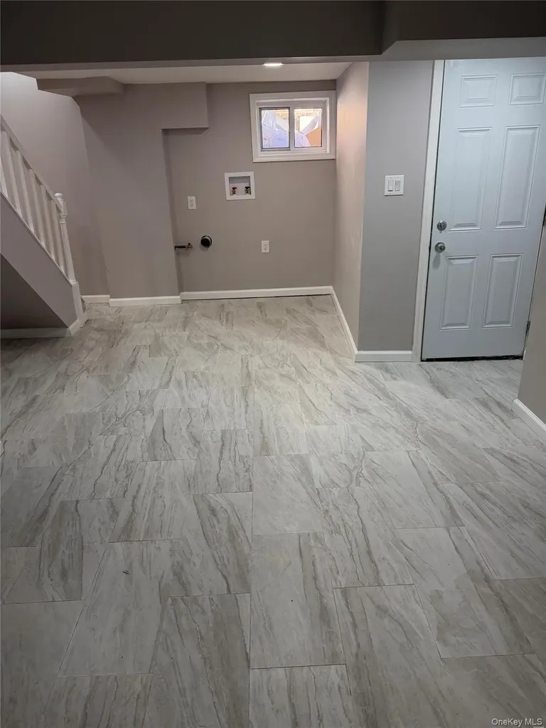 1356 Eggert Place Far Rockaway NY 11691