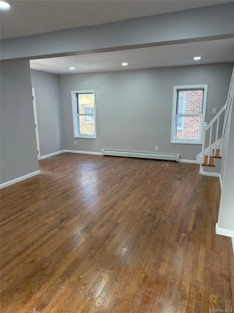 1356 Eggert Place Far Rockaway NY 11691