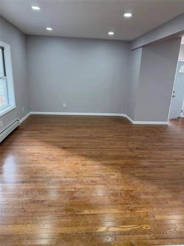 1356 Eggert Place Far Rockaway NY 11691