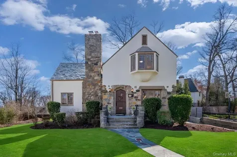 7 Acorn Lane Larchmont NY 10538