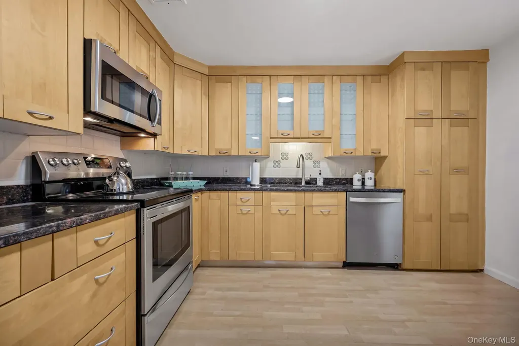 11 Pondview Close Chappaqua NY 10514
