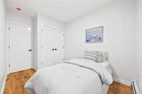 518 Morris Park Avenue Bronx NY 10460