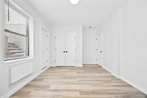 518 Morris Park Avenue Bronx NY 10460