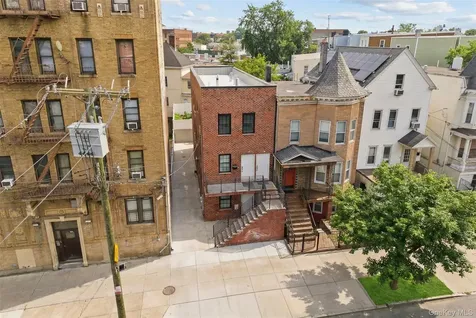 518 Morris Park Avenue Bronx NY 10460
