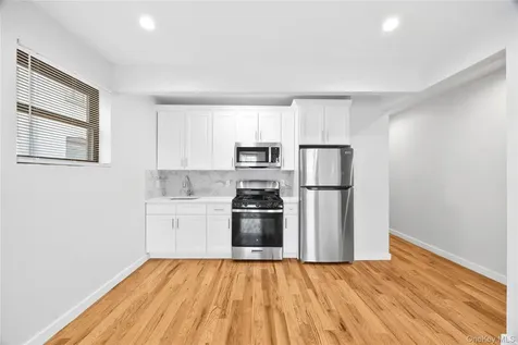 518 Morris Park Avenue Bronx NY 10460