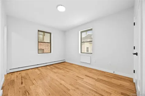 518 Morris Park Avenue Bronx NY 10460