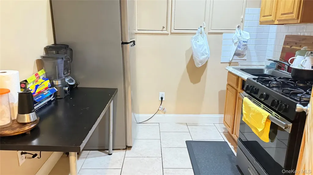 6911 58th Road Maspeth NY 11378