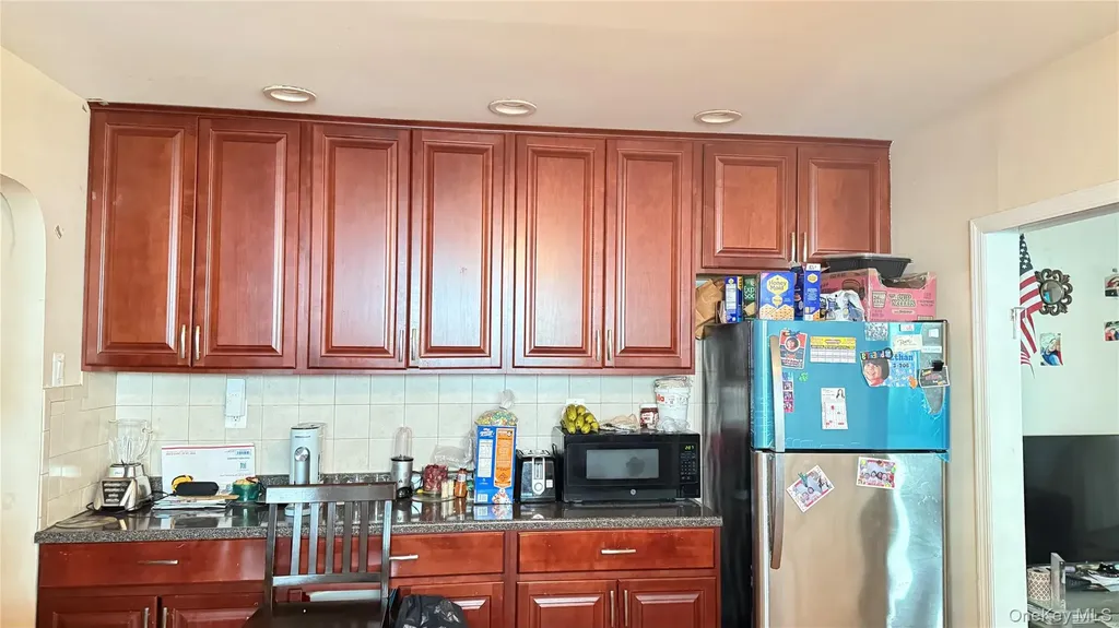 6911 58th Road Maspeth NY 11378