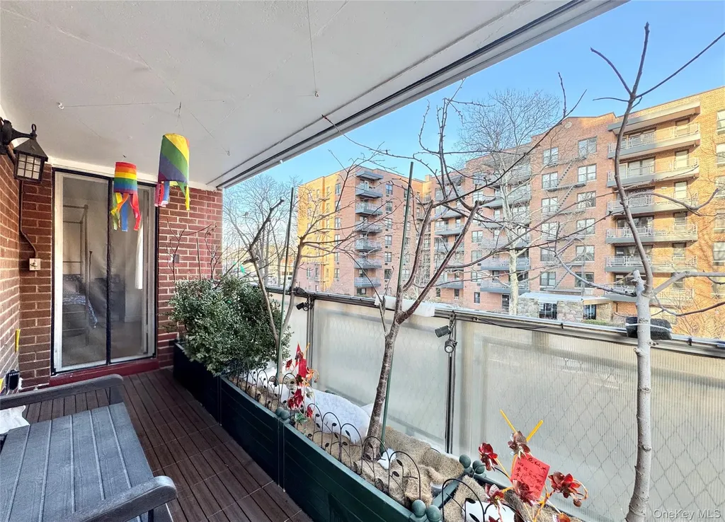 86-15 Broadway Elmhurst NY 11373